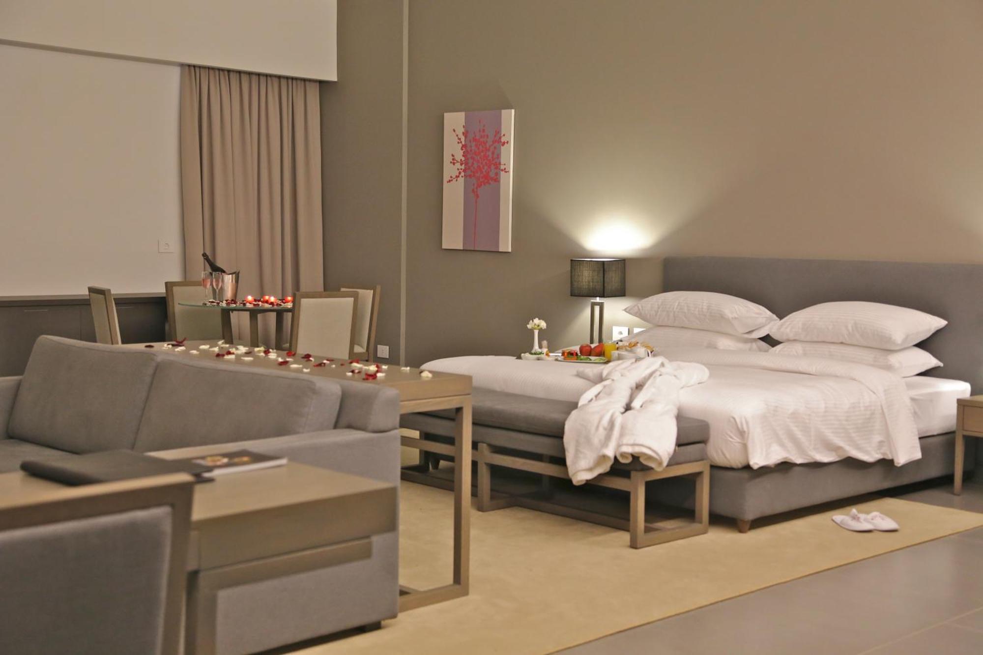 Pangea Beach Resort Джийех Номер фото