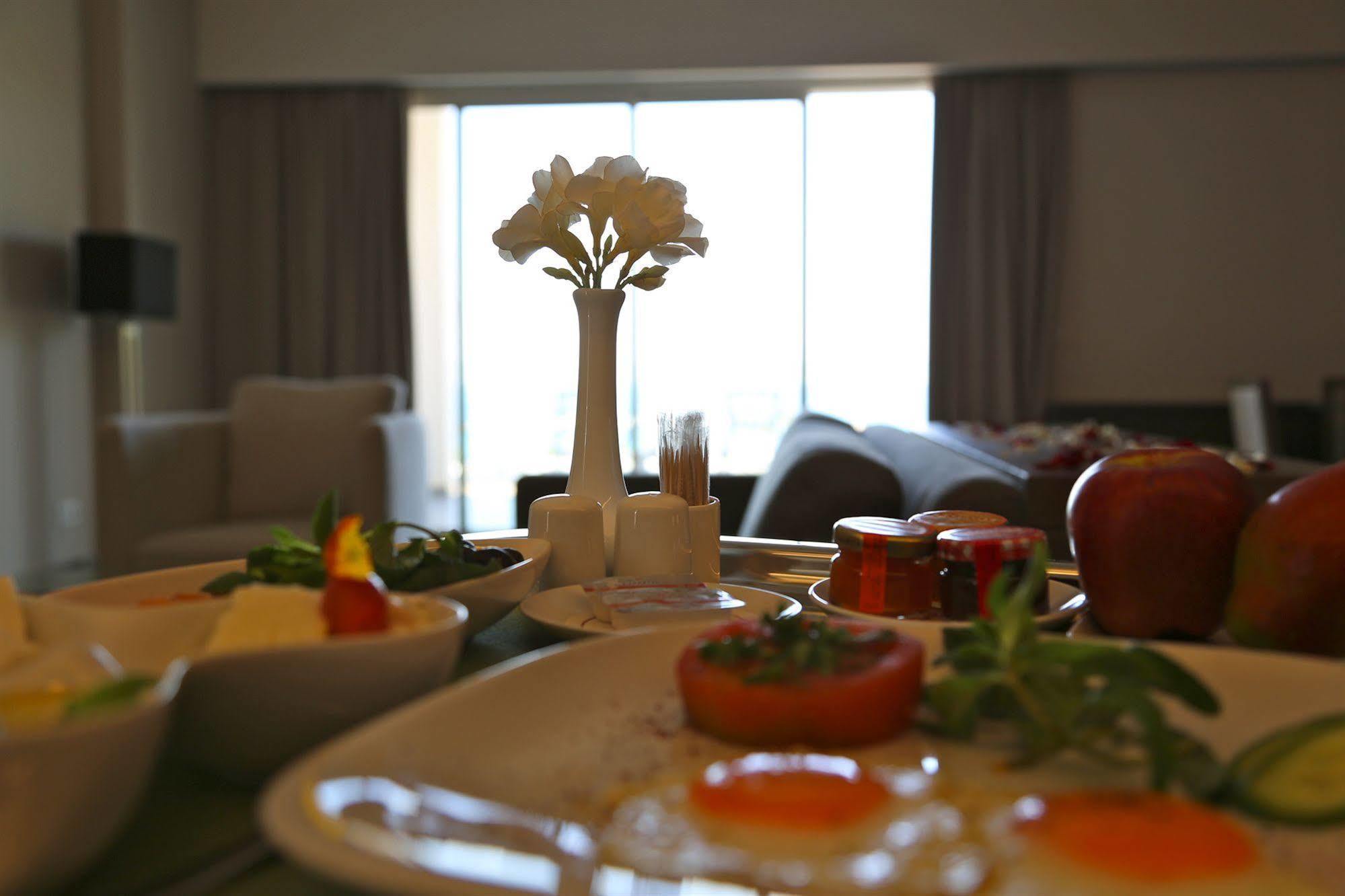 Pangea Beach Resort Джийех Экстерьер фото
